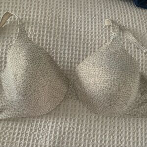 Hanes 36D bra underwire. Nylon spandex